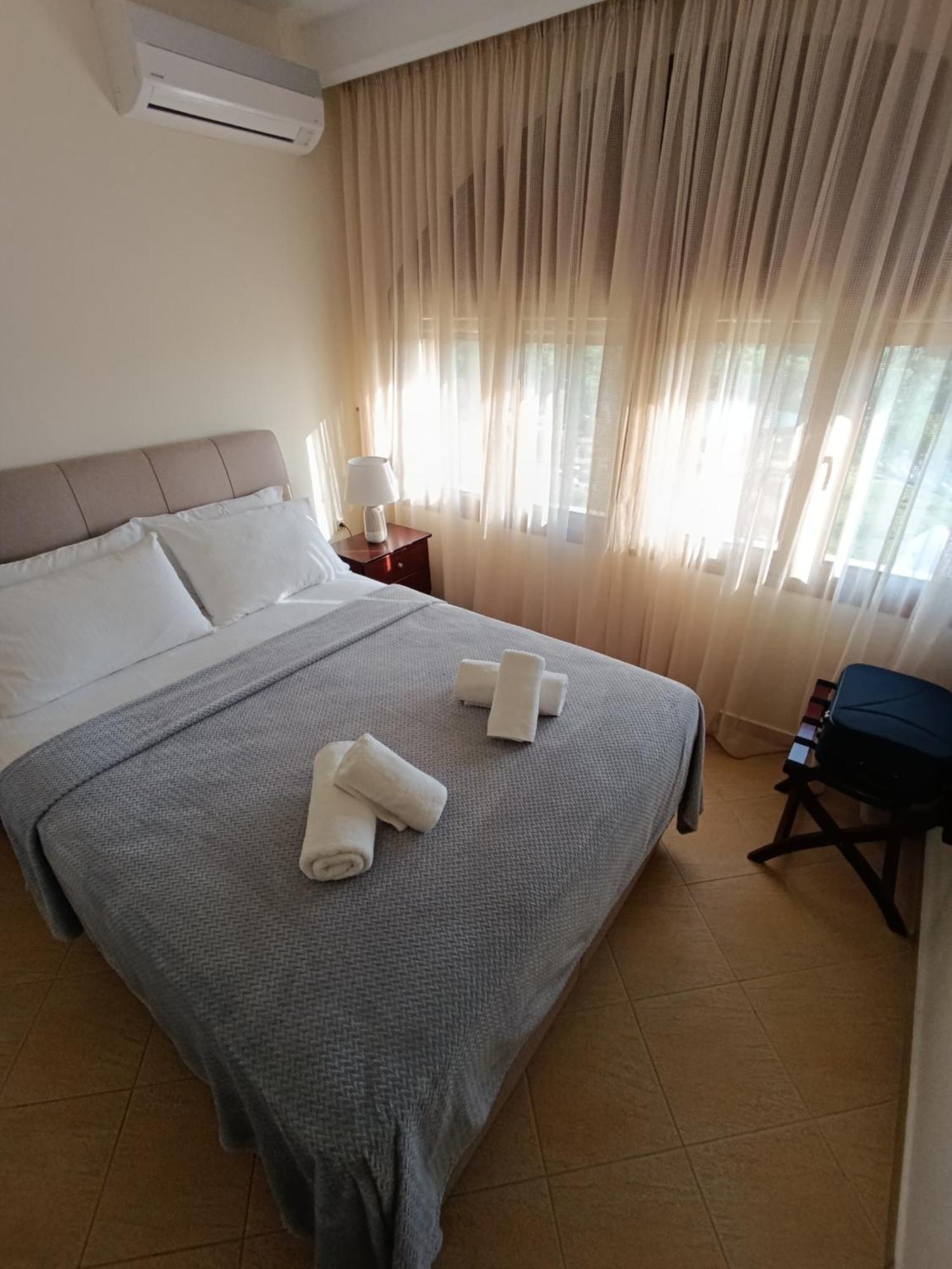Nikitihouse Apartments 1 エクステリア 写真